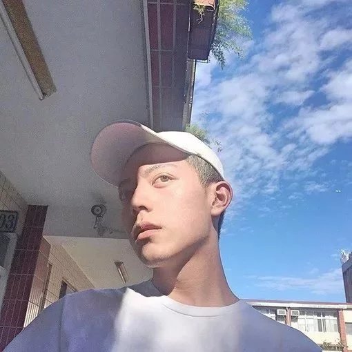 裘鹏乐秋