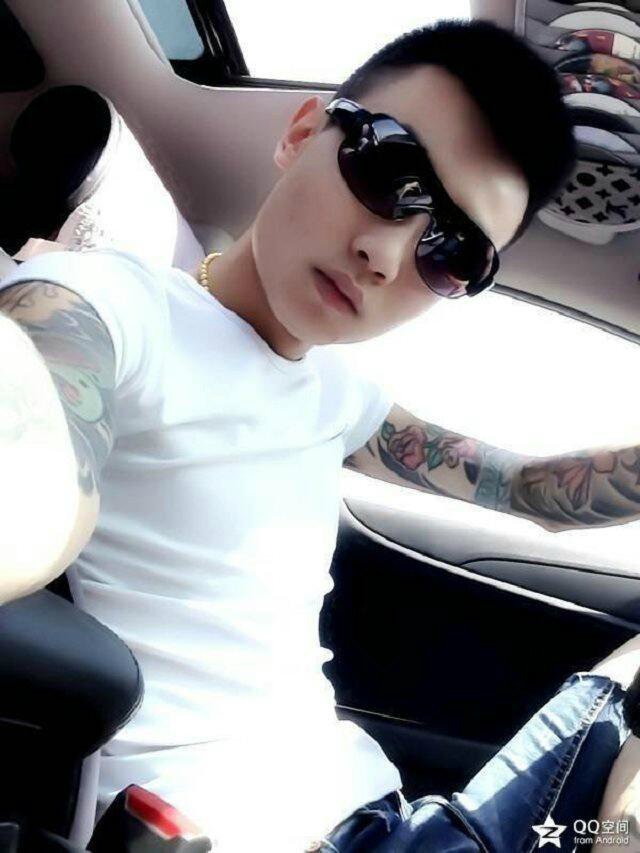 闻策秀宝